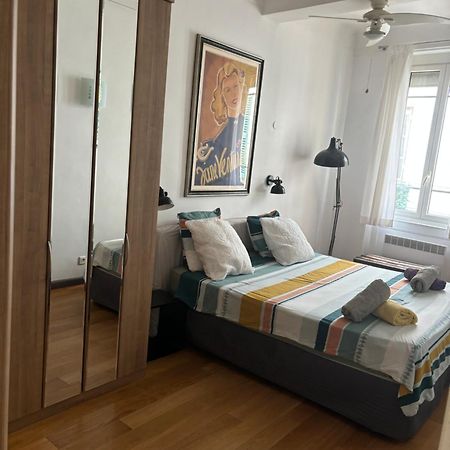 2 Bedroom Funky Apartment In The Heart Of The Old Town Of أنتيب المظهر الخارجي الصورة