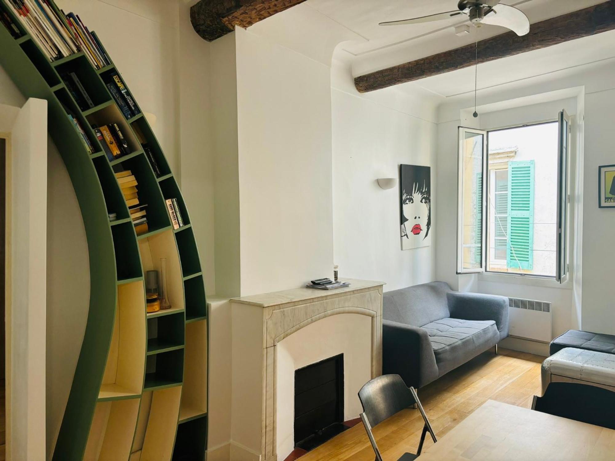 2 Bedroom Funky Apartment In The Heart Of The Old Town Of أنتيب المظهر الخارجي الصورة